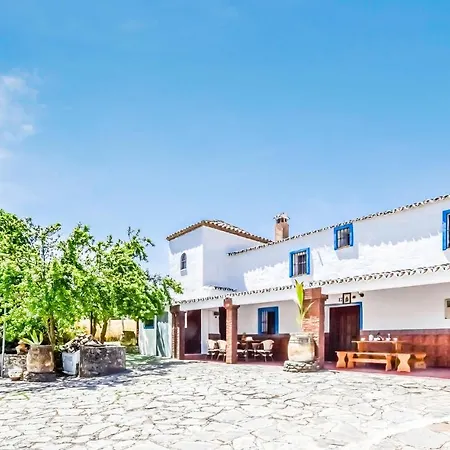 Amazing In With House A Panoramic View *